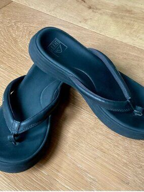 Reef Platform Sandals Flip-flops Squishy Soft Comfy Black Womens 6